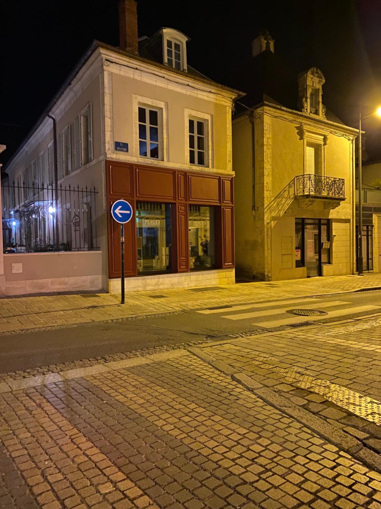 Le KT-Dral - Appartement hypercentre Bourges Buitenkant foto